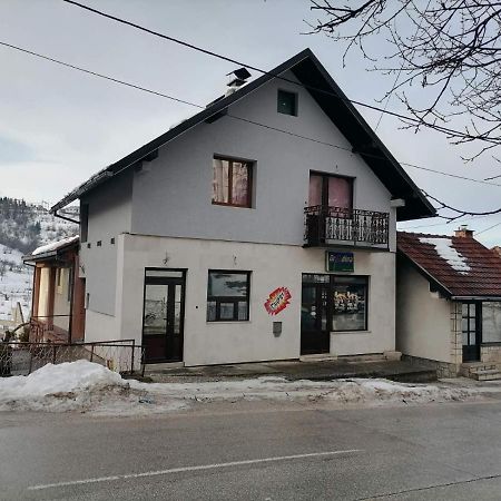 Apartman Julijaana Apartamento Nova Varoš Exterior foto