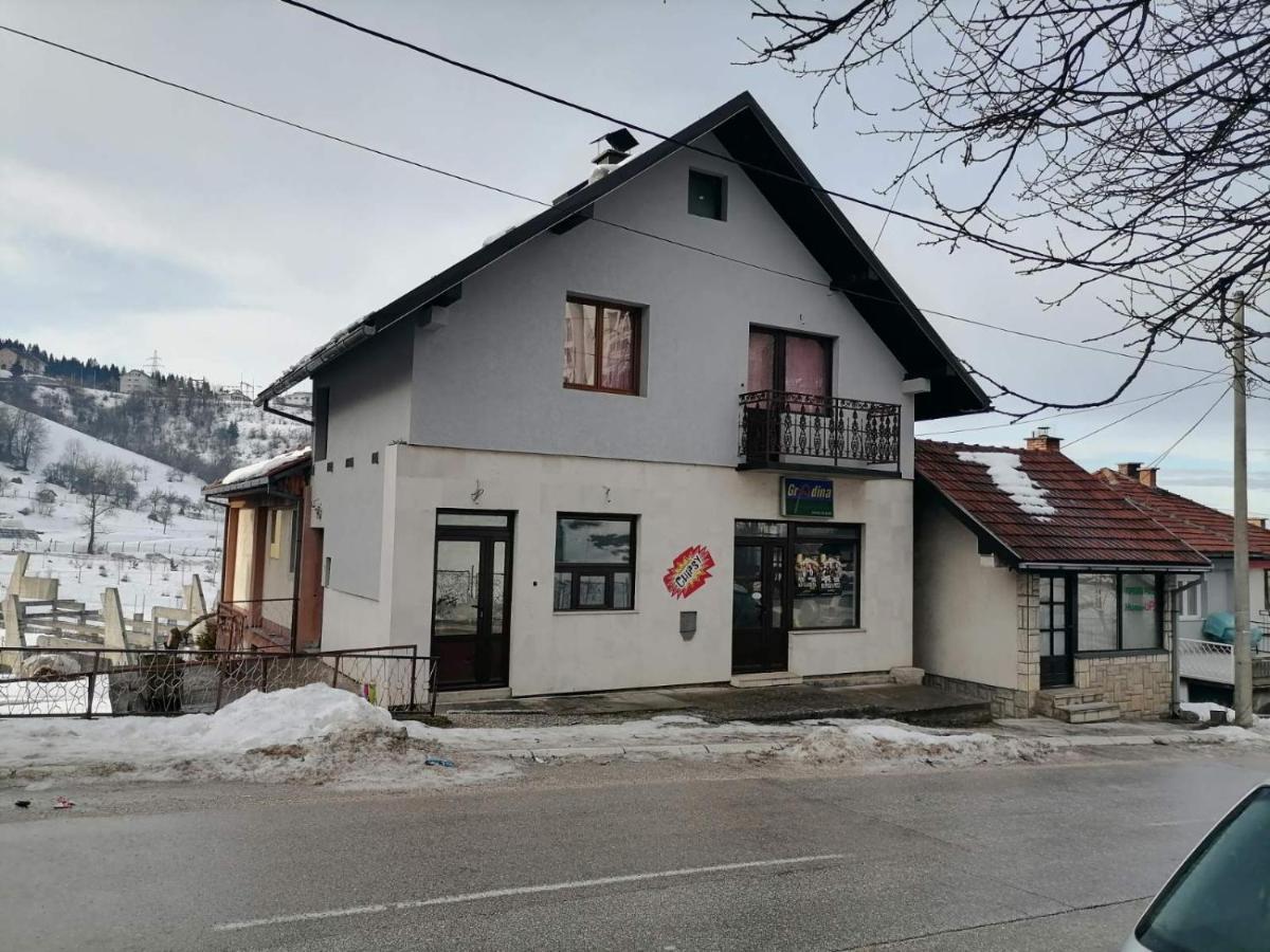 Apartman Julijaana Apartamento Nova Varoš Exterior foto